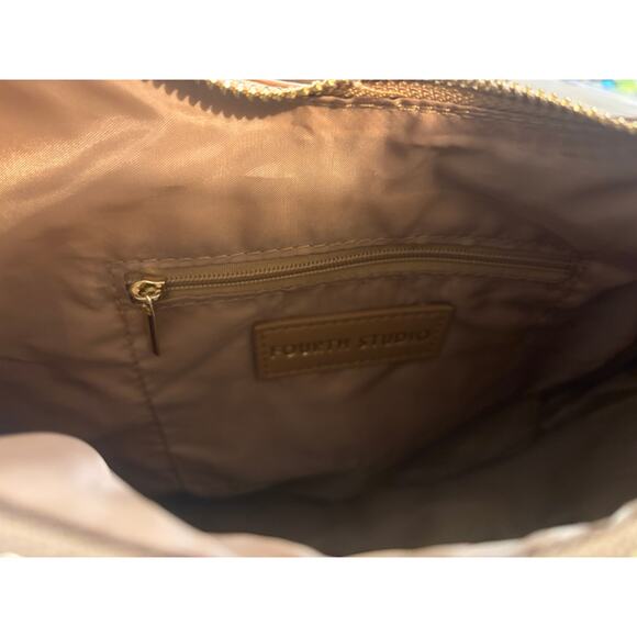 NEW 4th And Reckless Una Faux Suede Crescent Bag 12x11x4" Tan Everyday Purse - Picture 3 of 7